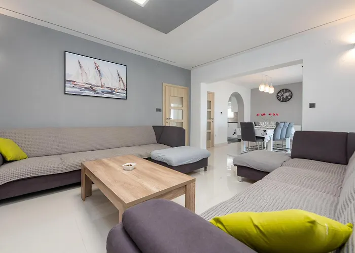 בית נופש Awesome In With Wifi