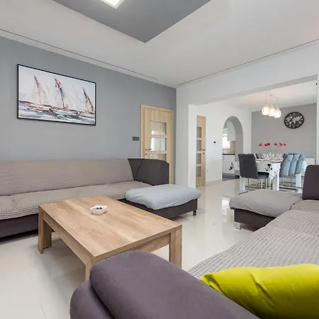 Σπίτι διακοπών Awesome In With Wifi